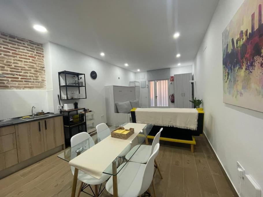 Estudio En Palacio La Latina มาดริด ภายนอก รูปภาพ