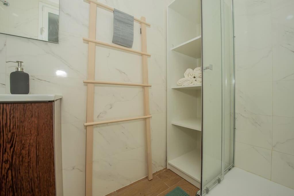 Estudio En Palacio La Latina มาดริด ภายนอก รูปภาพ